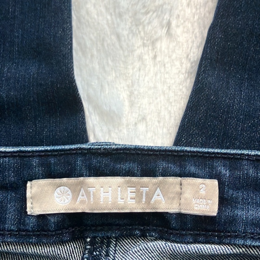 Like New Athleta Blue Sculptek Jeans, size 2 - Picture 6 of 7